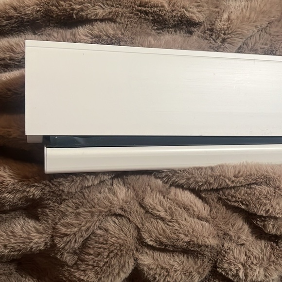 New Smart Blinds w/ Remote/Voice/App Controlled Motorized blackout shade curtain - Picture 3 of 11